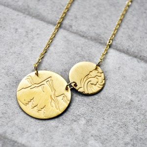 Collier vague montagne, breloque montagne, collier vague, collier montagne, collier d&#39;extérieur, bijoux vague, déplacer des montagnes, bijoux montagne