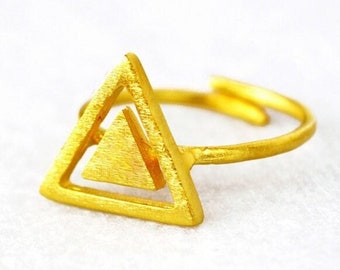 Dainty Geometric Triangle Gold Ring, Handmade Modern Minimalist Mid Finger, Double Geometric Arrow Jewelry, Enclosed Triangular Wedge