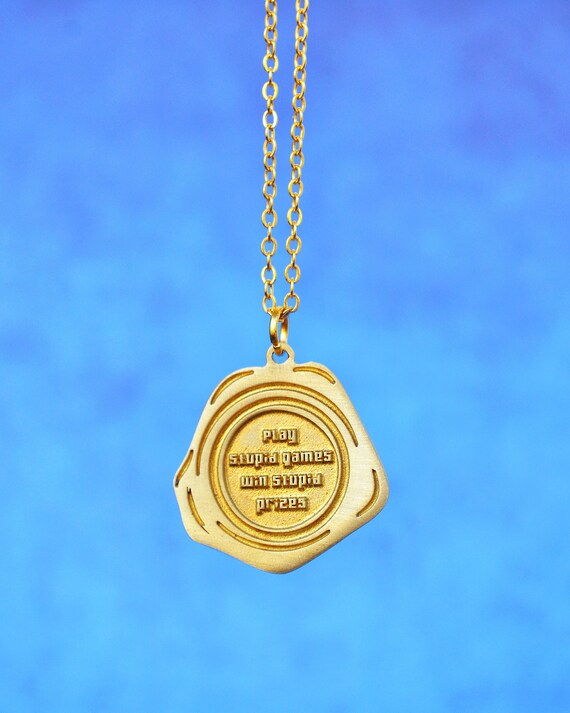 Sarcastic Pendant Necklace - Play Stupid Games, Funny Meme Jewelry