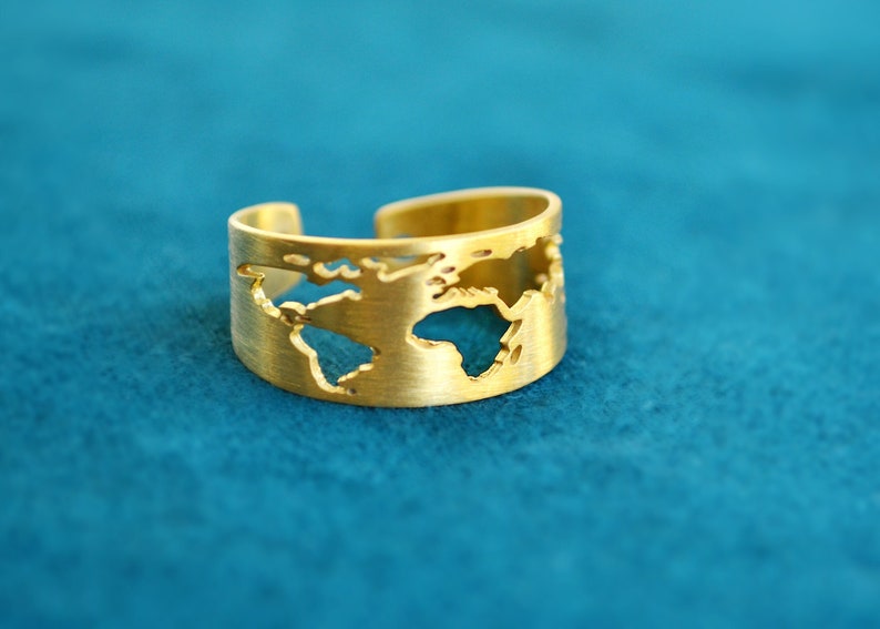 World Map Ring, Travel Ring, Travel Gift, Gift for Traveler, Travel Jewelry for Women, Globe Ring, Inspirational Anniversary Signet Gift afbeelding 1