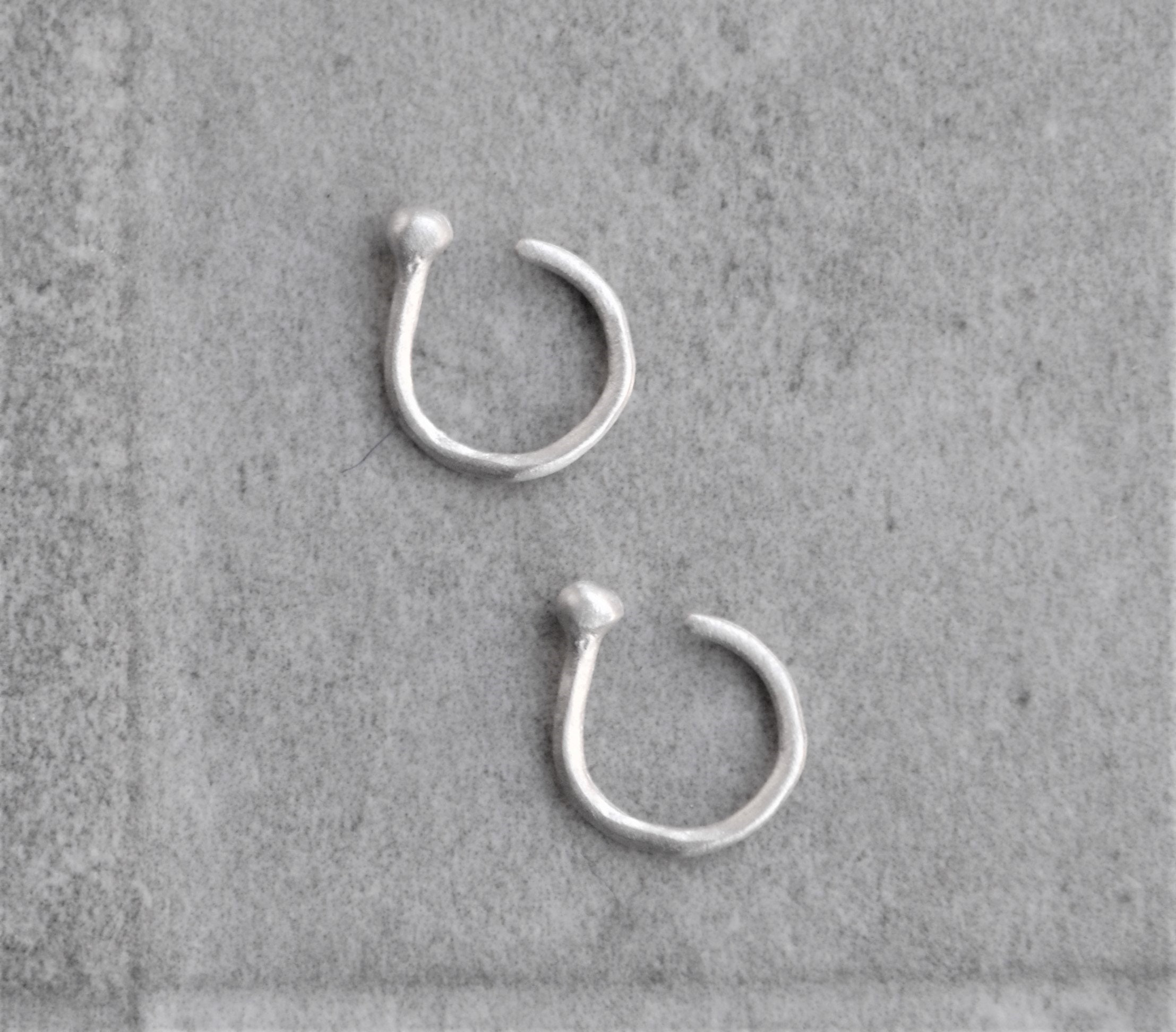 Orecchini A Cerchio Piccoli In Argento 925, Huggie Minimalisti Con Punta A Cono - Gioielli Punk Ipoallergenici Per Donna, Uomo, Ragazza - Regalo Perfetto Per Amiche O Fidanzata - 5
