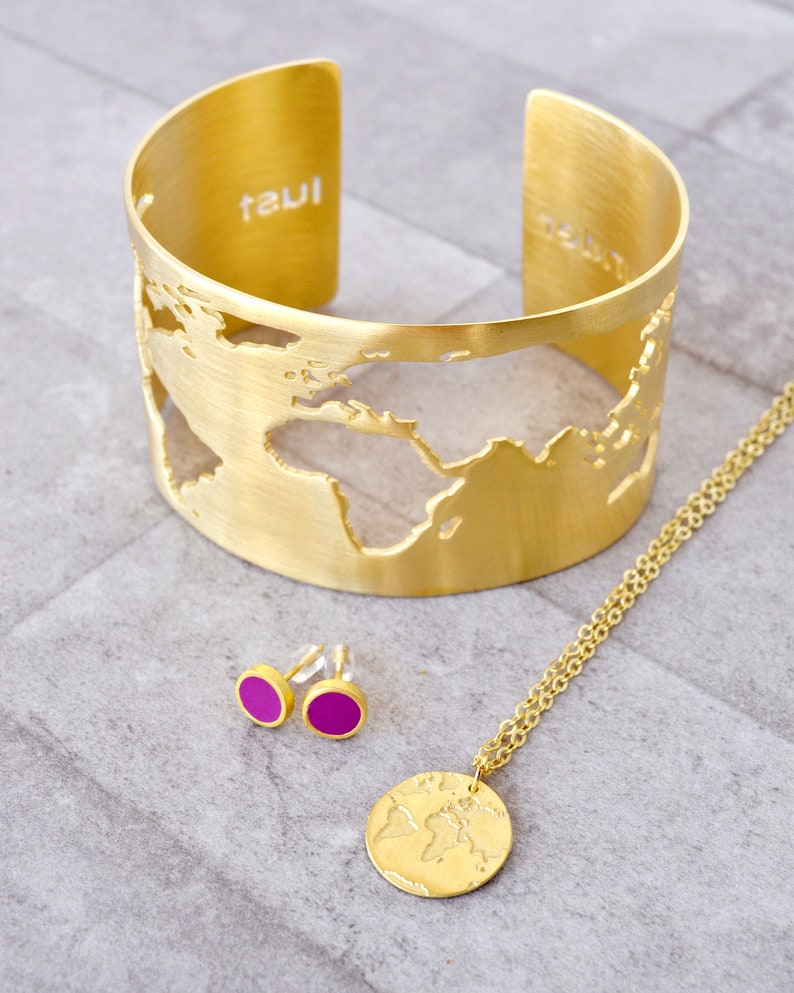 Unique Gold World Map Necklace, Dainty Chain Travel Pendant, Minimalist Wanderlust Jewelry Women, Gift for Traveler Jetsetter Wayfarer Her image 8