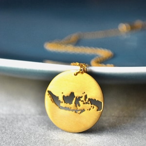 Indonesia Map Necklace – Handmade Outline Pendant, Gold or Silver Indonesian Souvenir Jewelry Gift image 7