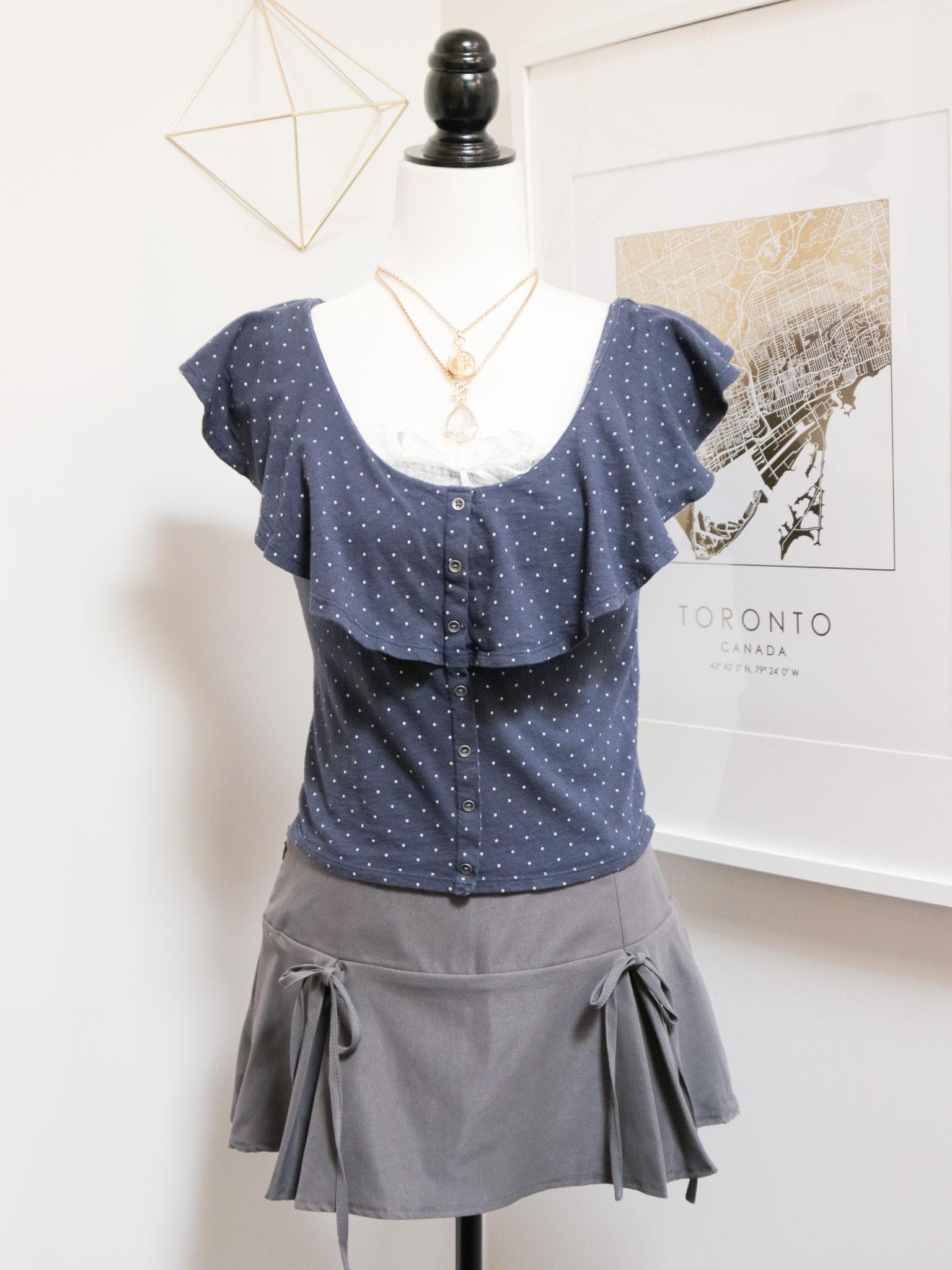 2000s Ruffle Blouse - Etsy Canada