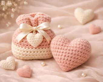 Conjunto de regalo de corazón tejido a crochet con bolsita / Recuerdo romántico, regalo de San Valentín o aniversario