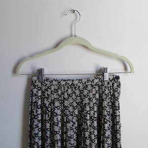 Falda plisada floral Talbots de los años 90, talla XS 25