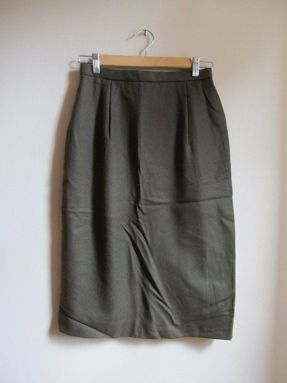 90s Pendleton Green Wool Skirt Petite S M 28 Waist