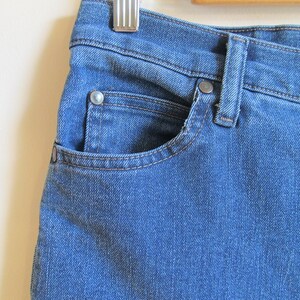 90s Lee Relaxed Fit Jeans Petite M 32 Waist image 3