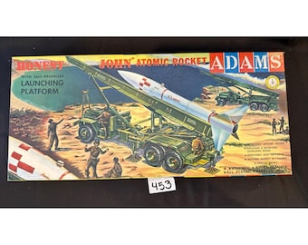 RARE Vintage 1957 Adams Honest John Atomic Rocket Modellbausatz