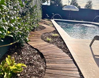 Wooden Garden Pathway Outdoor Roll-Out Walkway Weather | Decorative Garden | Garden Bridge | Flooring Path | Outdoor Garden Bridge
