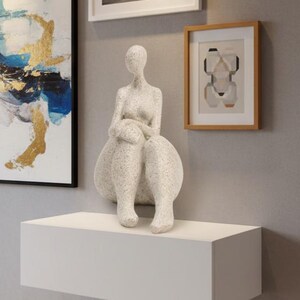 Chubby woman statue - Etsy 日本