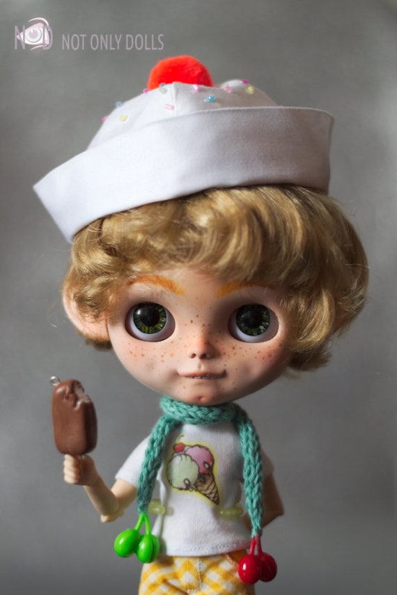 Muñeco custom Blythe fake "Heladio"