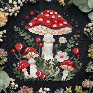 Mushroom Cross Stitch Pattern – Cute Woodland Embroidery – Cottagecore Nature PDF – Cozy Folk Chart cs16