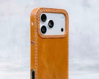 Handmade Leather iPhone Case – Honey Brown | MagSafe compatible | iPhone 17, 16, 15 & older, Customizable