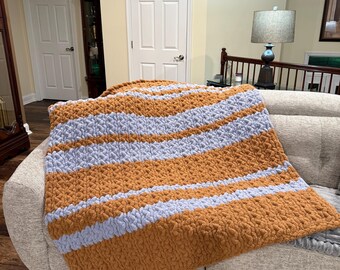 Chunky cozy caramel and light blue blanket