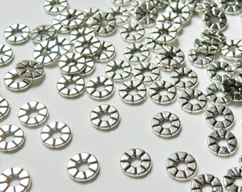 50 Flower Rondelle spacer beads antique silver 8mm PLF10461Y