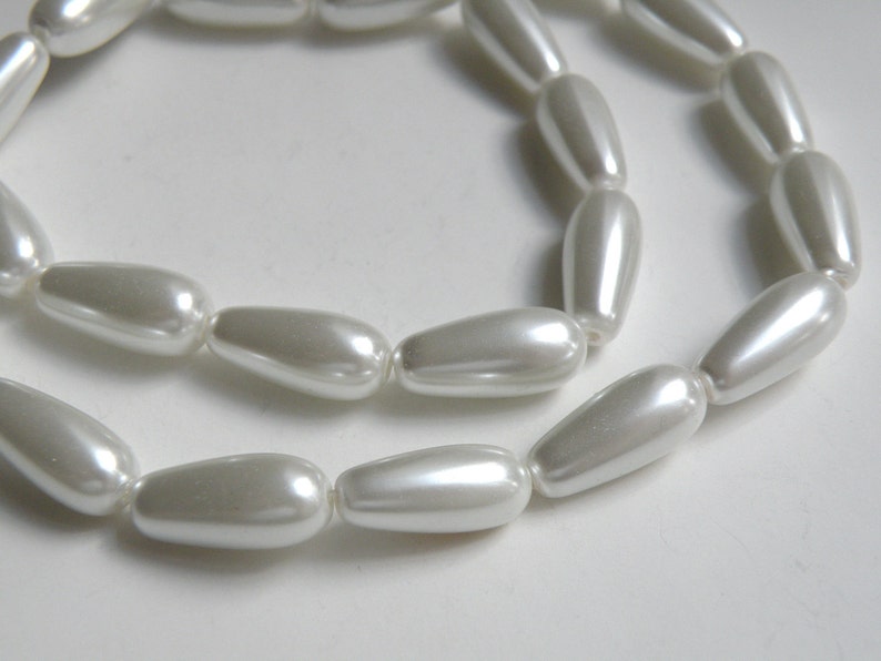 White glass pearl teardrop pendant bead 15x7mm to 18x8mm full strand 3722GL image 1