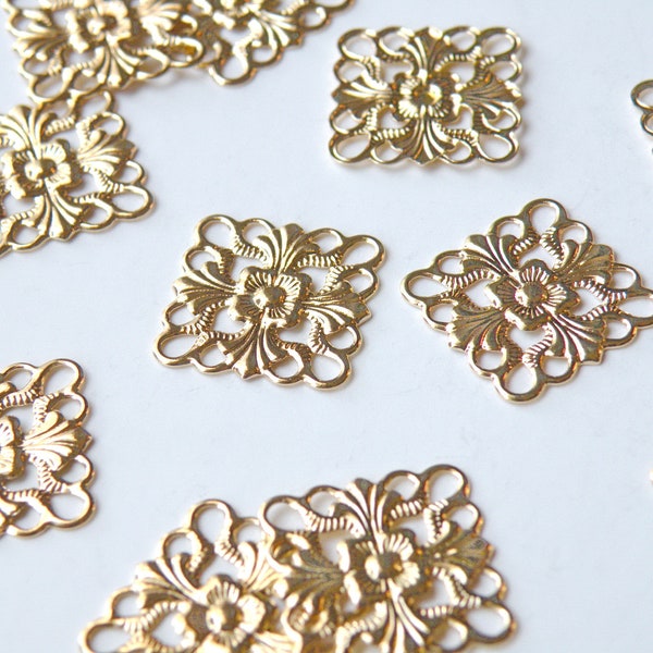 12 Scalloped flat square floral motif shiny gold nickel free brass connector link or focal piece 16x16mm 5128FY