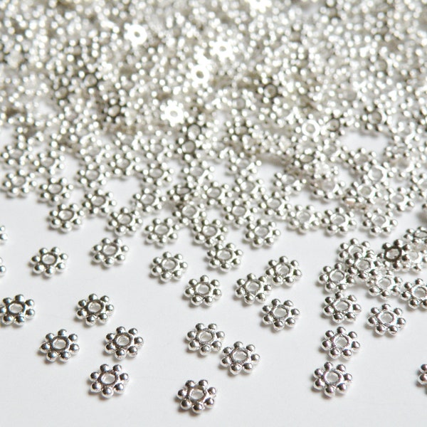 100 Daisy Spacer Beads beaded rondelle shiny silver plated 4mm DB09688