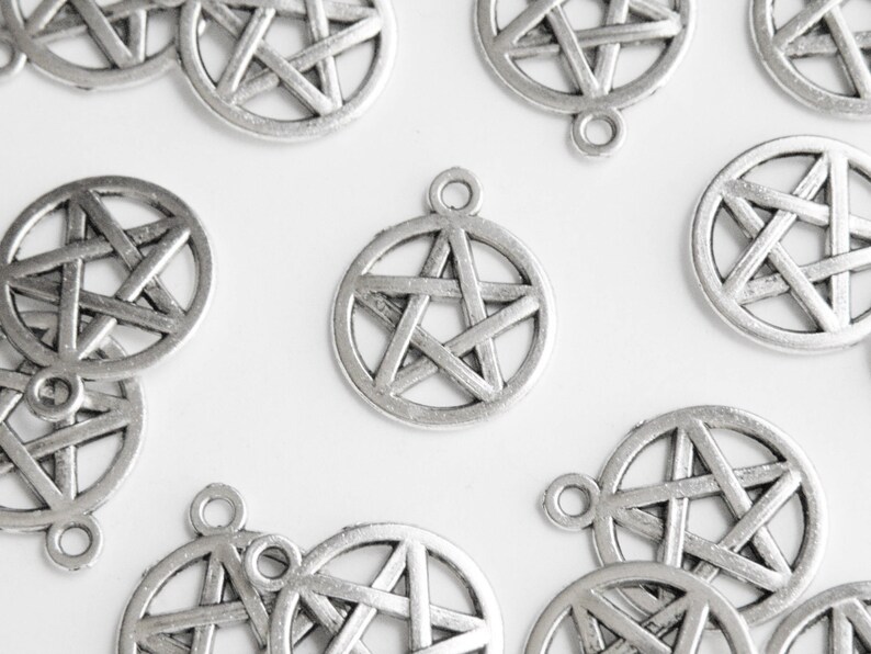 10 Star pentacle pentagram charms antique silver 20x17mm P5248-AS image 3