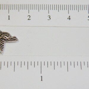 10 Hummingbird Charms antique silver 13x17mm P1096 image 2