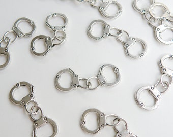 10 Pair of Handcuffs 3D charms connector links police law enforcement antique silver 31x12mm DB23327