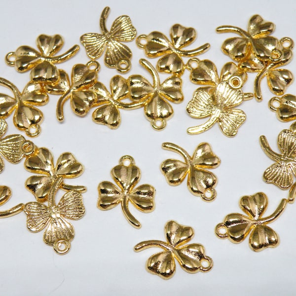 10 Shamrock Charms 3 Leaf Clover shiny gold 19x14mm PEA11722Y-G