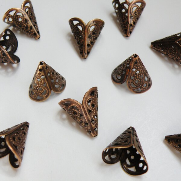 20 Filigree Cone bead caps vintage inspired antique copper 16x11x17mm DB31487