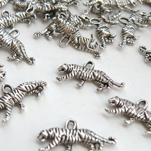 10 Walking Tiger 3D charms Chinese Year of the Tiger Zodiac antique silver 22x11mm PT002-09AS