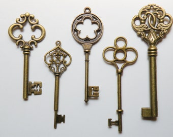 Skeleton key charm collection of 5 extra large keys Steampunk vintage inspired antique bronze COLL-XL