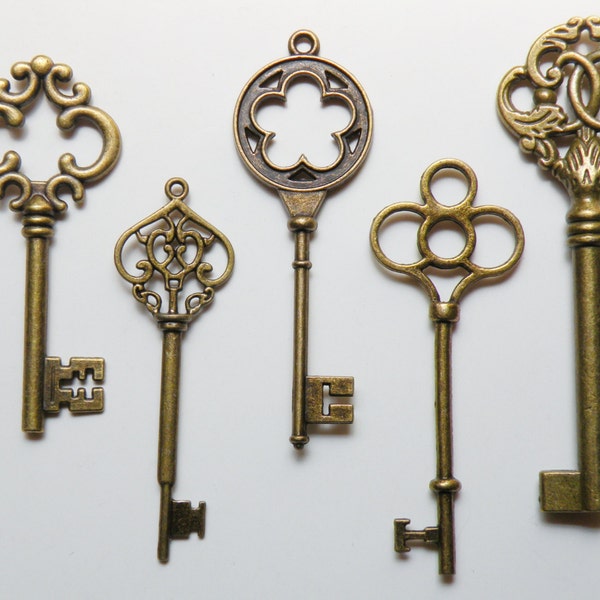 Skeleton key charm collection of 5 extra large keys Steampunk vintage inspired antique bronze COLL-XL