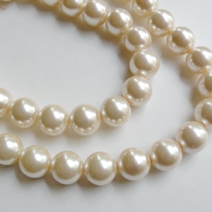 Creamy Light Peach glass pearl beads round 16mm full strand 7838GB