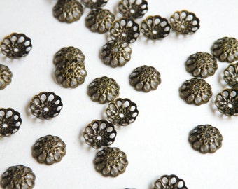 35 Bead caps flower antique bronze antique brass 8mm (fits 8-10mm bead) A5636FN