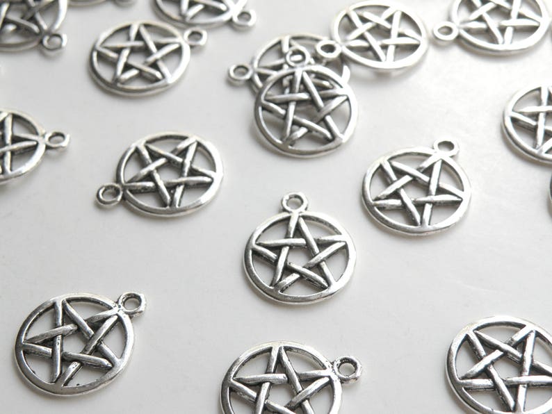 10 Star pentacle pentagram charms antique silver 20x17mm P5248-AS image 1