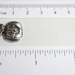 10 Halloween Pumpkin Jack O' Lantern Charms Antique Silver 18x18mm ...