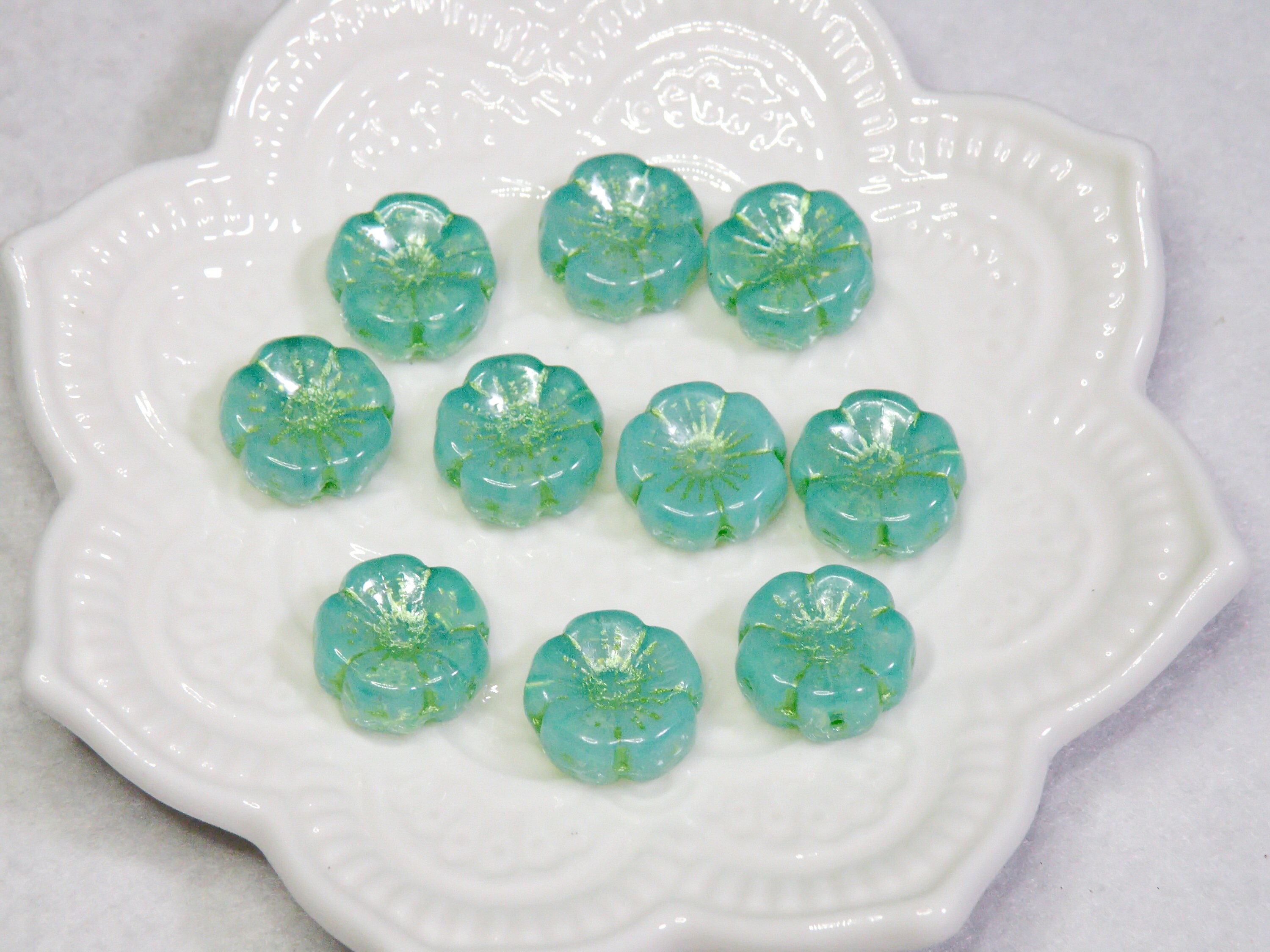 Czech Hibiscus Flower 14mm, Seafoam Green Opal Metallic