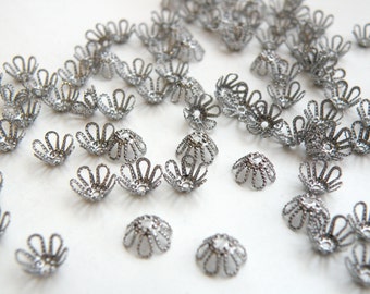 50 Bead caps filigree flower gunmetal plated brass 7mm (fits 7-9mm) A5577FN