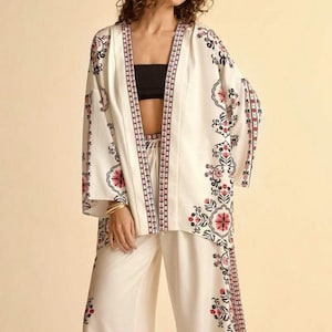 Boho mönstrad kimonokofta med vida byxor | 2-delad blommig loungeoutfit för kvinnor Beige