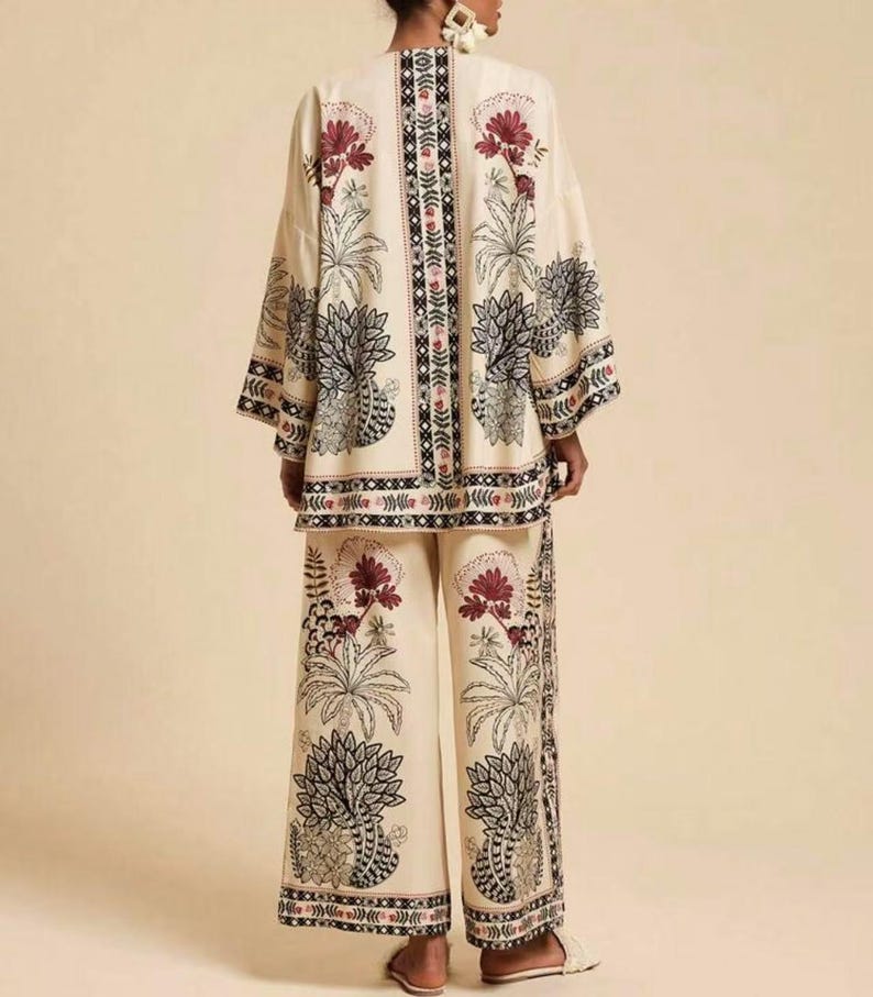 Boho mönstrad kimonokofta med vida byxor | 2-delad blommig loungeoutfit för kvinnor bild 14