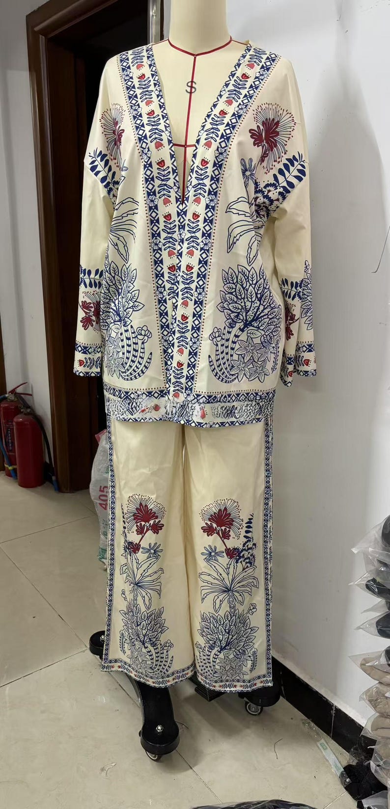 Boho mönstrad kimonokofta med vida byxor | 2-delad blommig loungeoutfit för kvinnor bild 10