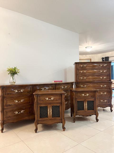 Vintage Dresser Sets - Etsy Vintage Dresser Sets - Etsy