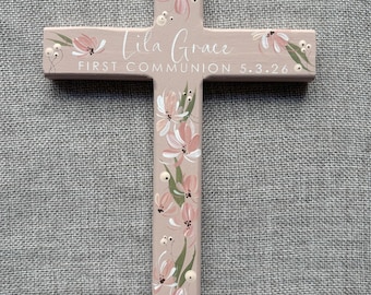 Cruz de madera con motivos florales (cruz moderna pintada a mano, ideal como regalo para la Primera Comunión, Confirmación o Bautismo en la habitación infantil).