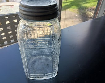 Vintage Mason Waffle Pattern Clear Quart Canning Jar Square Grid with  Zinc Lid, Storage, Lighting, Crafts. Weddings