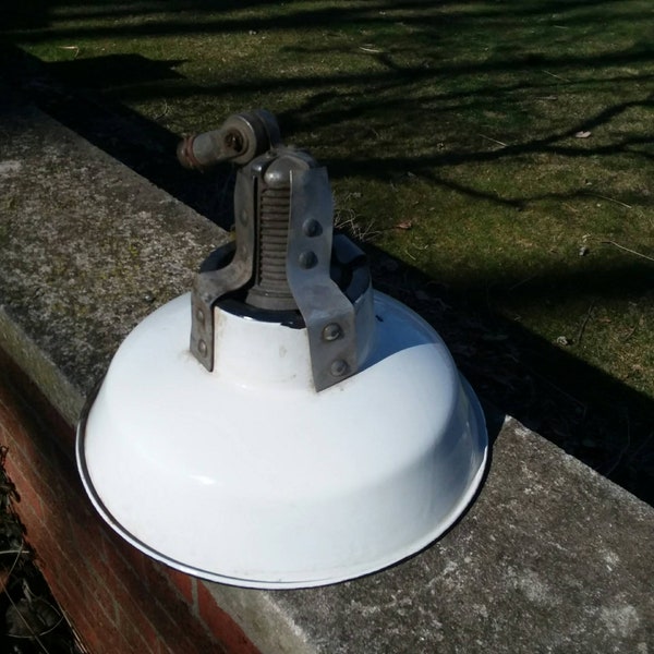 White Porcelain Enamel Barn Light 12" Vintage Industrial Gas Station Factory Light Shade With Socket