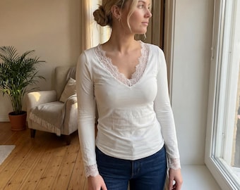 Top met lange mouwen en ruches | Getailleerd overhemd met kanten V-hals op de rug