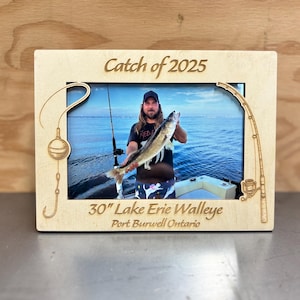 Marco de fotos con la mejor captura de pesca: marco de fotos personalizado de 4x6 con grabado personalizado, el pez más grande del año, regalo para el Día del Padre.