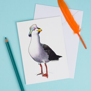 Le Goéland argenté dans un chapeau de plage : A6 oiseaux en carte de voeux de chapeaux