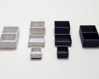 Puste pojemniki na farby akwarelowe: kolor marmurkowy - pojemniki na farby akwarelowe z bioplastiku w kolorze marmurkowym, w połowie, w jednej czwartej, w jednej ósmej lub w dwóch połowach, w kolorze białym PLA - 12 lub 24 sztuki