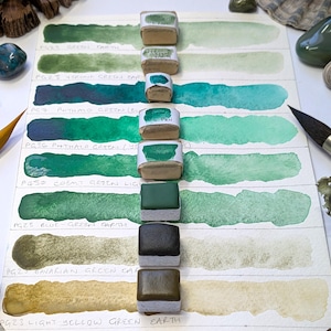 Green single pigments selection: includes green earths - individual pans of handmade watercolour paint in 3 sizes, vegan watercolor binder Bild 3