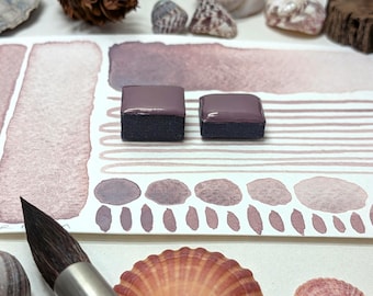 Sugar plum: handmade opaque violet-pink watercolour paint, in half and quarter galaxy PLA pans. Made using vegan watercolor binder